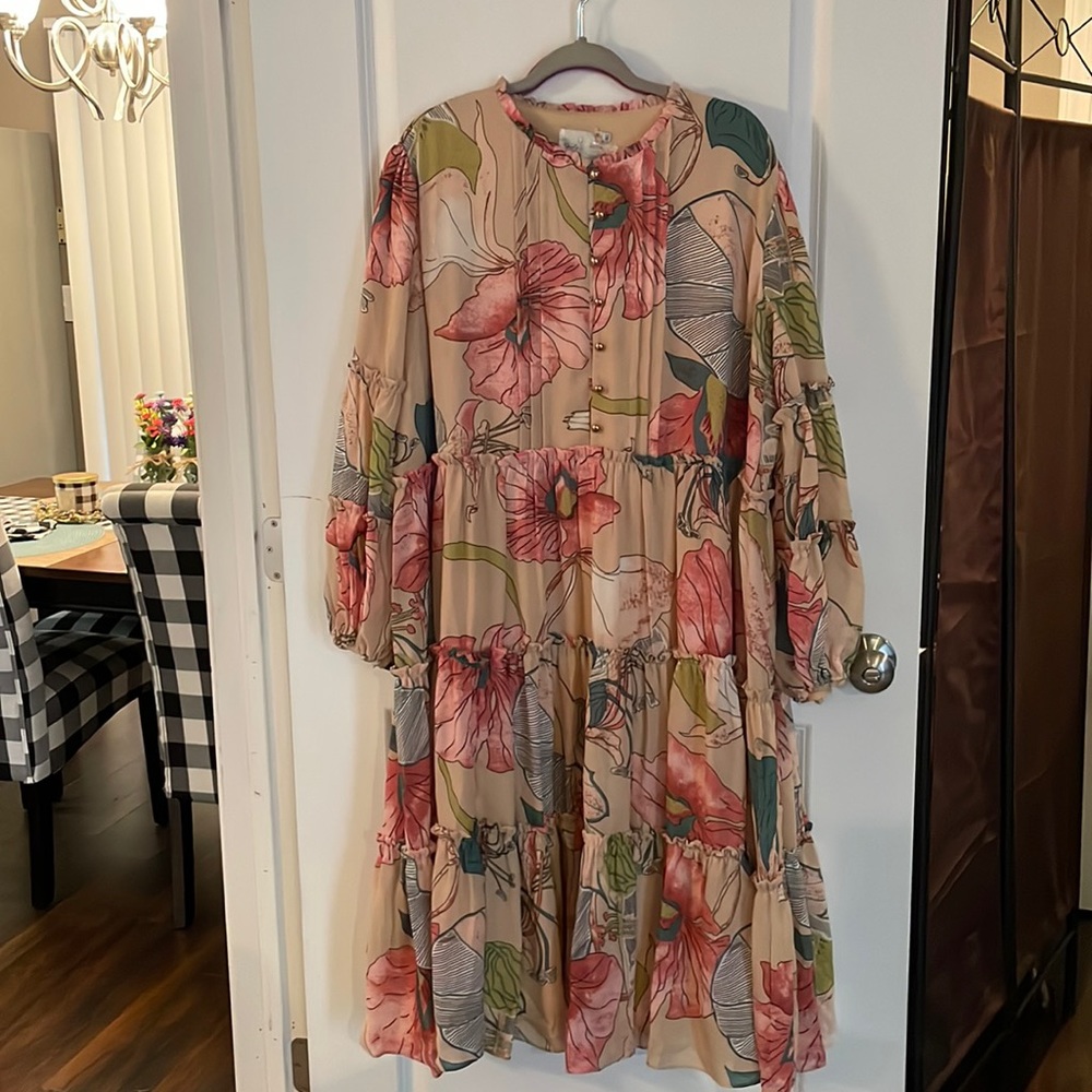 Beautiful Dainty Jewell’s dress